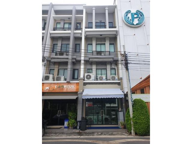 เดอะรีเจนท์ สตรีท ลอนดอน รามอินทรา 109