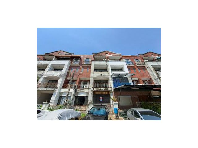 ทาวน์โฮม ปิ่นเกล้า พาร์คเลนเทอเรส บางบำหรุ บางกอกน้อย กทม.