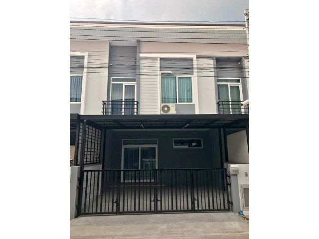 EPL-HR2221 ให้เช่าทาวน์เฮ้าส์ 2ชั้น หมู่บ้าน Casa Cityบางนา