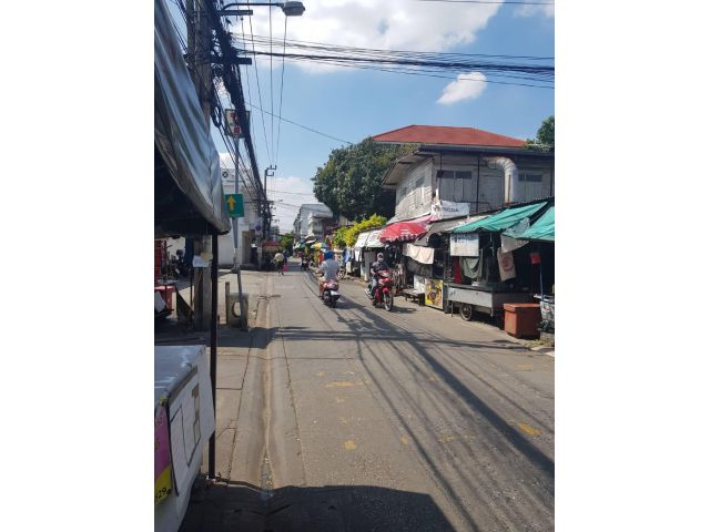 ขายที่ดินย่านบางซื่อ  56 ตรว. ทำเลดี  เขตบางซื่อ กรุงเทพมหานคร