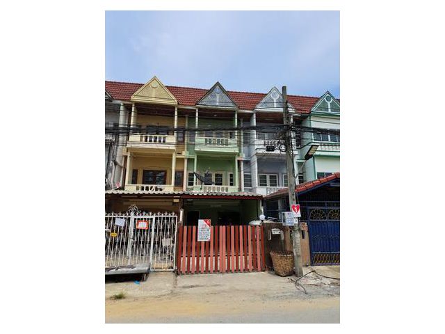 ทาวน์โฮม พันธ์ศักดิ์วิลล่า แขวงอรุณอมรินทร์ เขตบางกอกน้อย กทม.