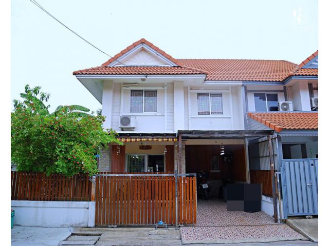 ขายบ้านแฝด หมู่บ้านพฤกษา 33 ซ.วัดลาดปลาดุก บ้านหลังมุม พร้อมพื้นที่จัดสวนสวย เจ้าของดูแลบ้านดีมาก ใกล้แหล่งอำนวยความสะดว