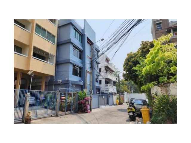 ขายอาคารสำนักงาน 4 ชั้น 730 ตรม. สุขุมวิท 50 ใกล้จุดขึ้นลงทางด่วน