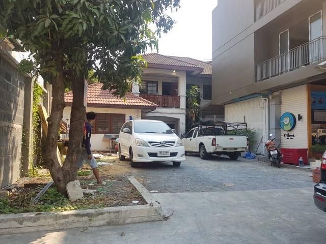 ให้เช่าบ้าน 120 ตรว. สุขุมวิท 71 ซอยปรีดี 14 ปล่อยเช่าตามสภาพ