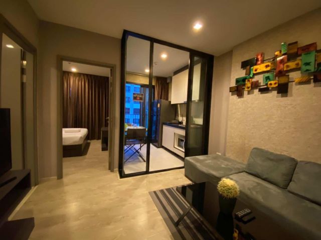 C03 ขาย 1 ห้องวิวสระ วิวทะเลสวยมาก พร้อมอยู่กลางเมืองพัทยา Beautiful view 1 bed condo in Pattaya for sale