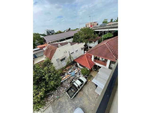 PDJ06 ให้เช่าบ้าน ซอย ปรีดี 14 สุขุมวิท 71 ที่ดิน 120 ตร.ว 5 ห้องนอน 5 ห้องน้ำ ปล่อยเช่าตามสภาพ บ้านต้องรีโนเวทเอง 100 %