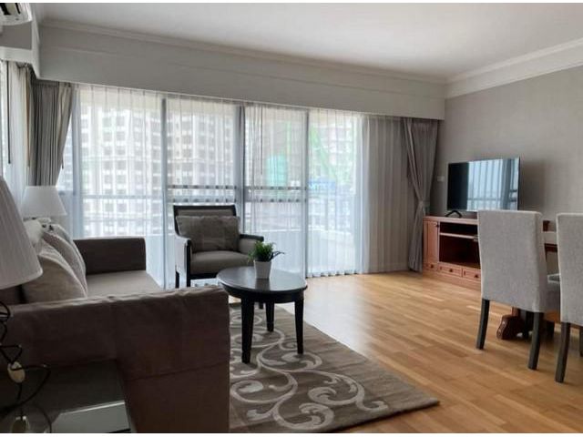 Sathorn Gardens Close to MRT Lumpini & BTS Sala Daeng