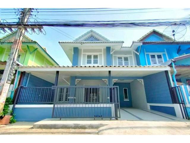 หมู่บ้านพฤกษา13  คลอง 3   แปลงใหญ่    ตกแต่งสวย