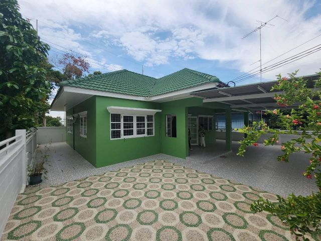 บ้านเดี่ยวโครงการบ้านสวนกรีนเพลส 63ตรว./ 3.99ล้าน ต.บางพระ อ.ศรีราชา จ.ชลบุรี - บ้านเดี่ยวชั้นเดียว 3ห้องนอน 2ห้องน้ำ 1ห้องครัว จอดรถได้ 3คัน