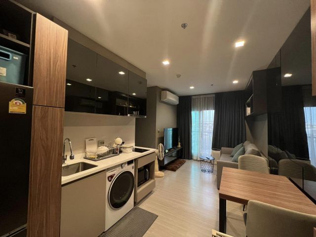 Life Sukhumvit 62 for rent 2 bedrooms 2 bathrooms 55 sqm. rental 28,000 baht/month