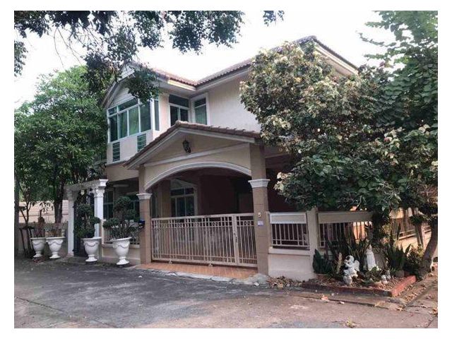 ขายบ้านเดี่ยว หมู่บ้านปัญฐิญา พร้อมสระว่ายน้ำ ตกแต่งพร้อมเข้าอยู่ โทร 0816989391