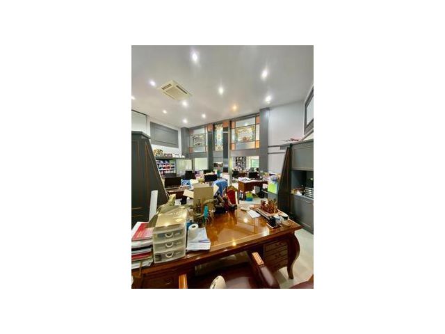 ขายโฮมออฟฟิศ 878 ตรม.  Jade Height Sathorn-Rama 3