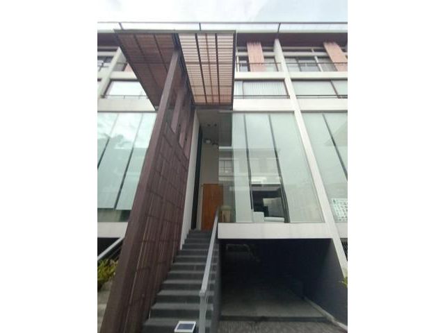 EPL-HR2249 ให้เช่าโฮมออฟฟิศ 4.5 ชั้น Oasis Loft สุขุมวิท 64