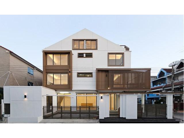 ขายโมเดิร์นโฮมออฟฟิศ 4ชั้น นาคนิวาส 25