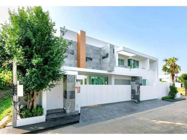 ขายบ้านเดี่ยวสวย ใหม่ Modern Luxury หรู หลังใหญ่ หางดง เชียงใหม่