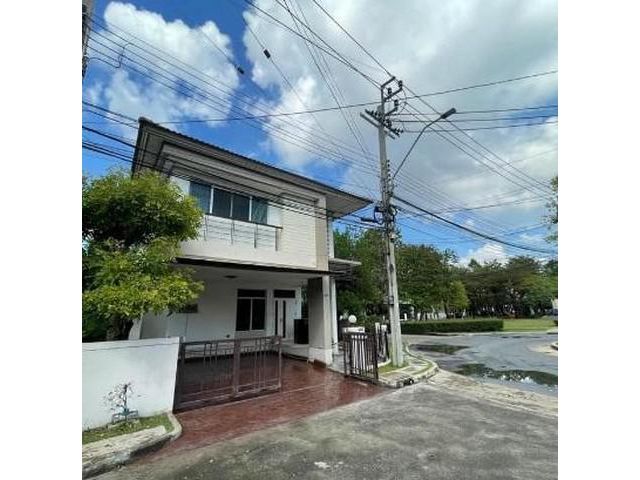 ให้เช่าและขาย บ้านเดี่ยว 2 ชั้น หมู่บ้านพร้อมพัฒน์ พระราม9