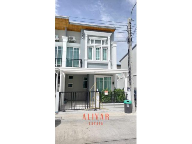 ให้เช่า ทาวน์โฮม 2 ชั้น Golden Neo Sukhumvit-Lasalle ใกล้ BTS สำโ