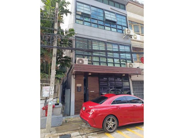 BH2255 ให้เช่าทาวน์เฮ้าส์ 3ชั้น   หมู่บ้านนครไทย ช่องนนทรี