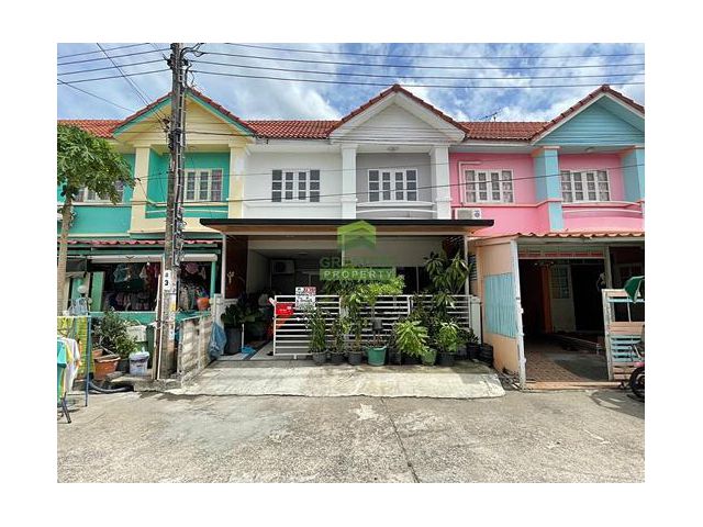 หมู่บ้านบัวทอง 4 บ้านกล้วย ไทรน้อย ขายด่วน ทาวน์เฮ้าส์ 2 ชั้น เนื้อที่ 18 ตร.ว ต่อเติมครบ ทำเลดี ราคาไม่แพง