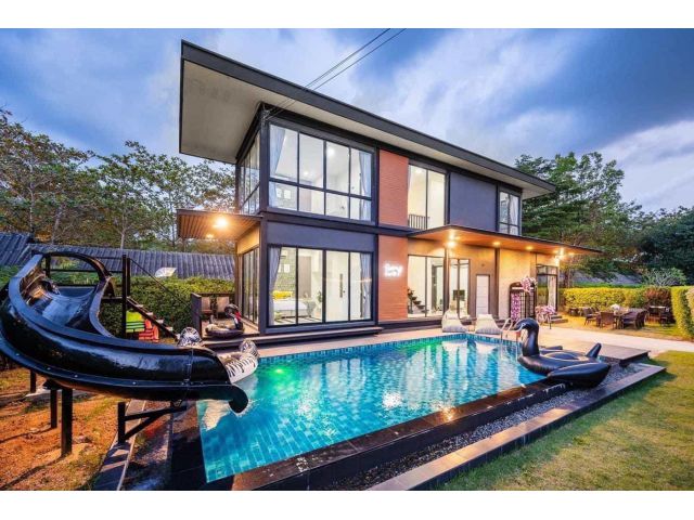 H17 ขายด่วน โมเดิร์นสไตล์พูลวิลล่าใกล้ทะเล 3 ห้องนอน/ Modern 3 Beds Pool Villa Near the Jometien Beach for Sale