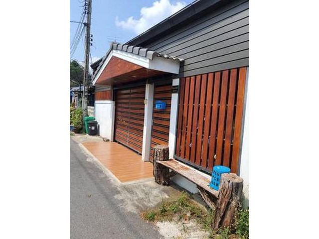 ขายบ้านทาวเฮ้าส์ (หลังหัวมุม) พท.ใช้สอย  132 ตร.ม  4,350,000 บาท