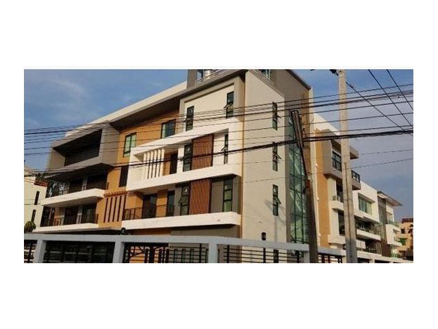 ให้เช่าอาคารสำนักงาน4ชั้น มีลิฟท์ ซอยลาดพร้าว 101