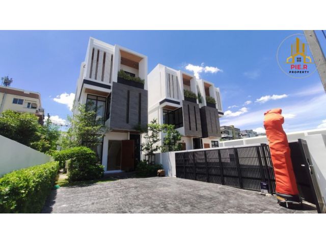 บ้านเดี่ยว นาคนิวาส48 l บ้านมือหนึ่งสไตล์โมเดิร์น 3 ชั้น เชื่อมออกได้ทั้งถนนได้หลายเส้นทาง-รายล้อมไปด้วยแหล่งอำนวยความสะดวก