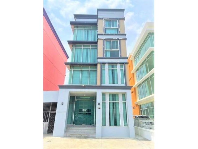 BS645 ขายอาคารพาณิชย์ สำนักงาน Office 4ชั้น ย่านเจ้าคุณทหาร ลาดกร