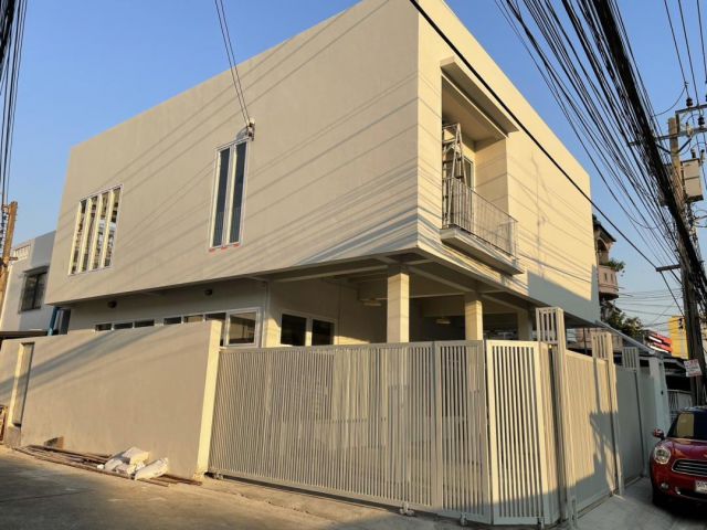 ให้เช่าบ้านเดี่ยว2ชั้น   ย่านห้วยขวาง รัชดา ลาดพร้าว