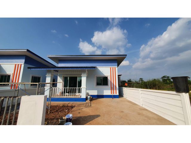 เชียงราย บ้านเดี่ยว ใหม่  ใกล้สนามบิน 50 วา 2นอน 2น้ำ โฉนดพร้อมโอน ขายด่วน ถูก