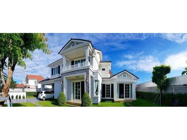ให้เช่าและขายบ้าน 112 ตร.วา โครงการ โกลเด้น เพรสทีจ เอกชัย-วงแหว