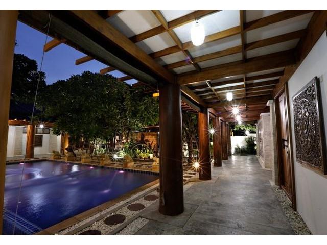 ขายบ้านหรูสไตล์รีสอร์ท โครงการบ้านนวลจันทร์ พร้อมสระว่ายน้ำ
