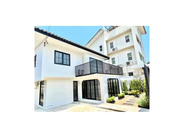 บ้านเดี่ยว 2 ชั้น ลาดพร้าว-สุทธิสาร