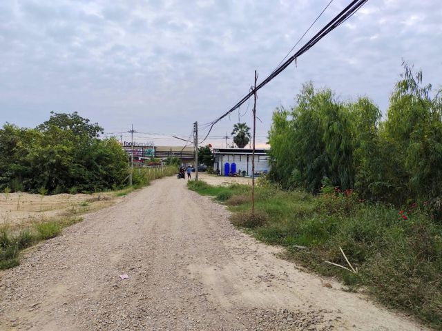 ขายที่ดินเปล่าในตัวเมืองชะอำ ตรงข้ามแม็คโครชะอำ ขนาด 6 ไร่ ใกล้ทะเล