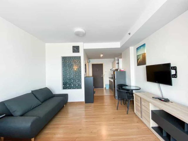 C24 High floor 1 BR Supalai Mare Pattaya for Sale/ ขาย 1 ห้องนอน ชั้นสูงสุดเดินขึ้นชมสวนลอยฟ้า