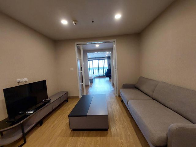 State Tower Silom for rent 1 bedroom 1 bathroom 68.23 sqm. rental 23,000 baht/month