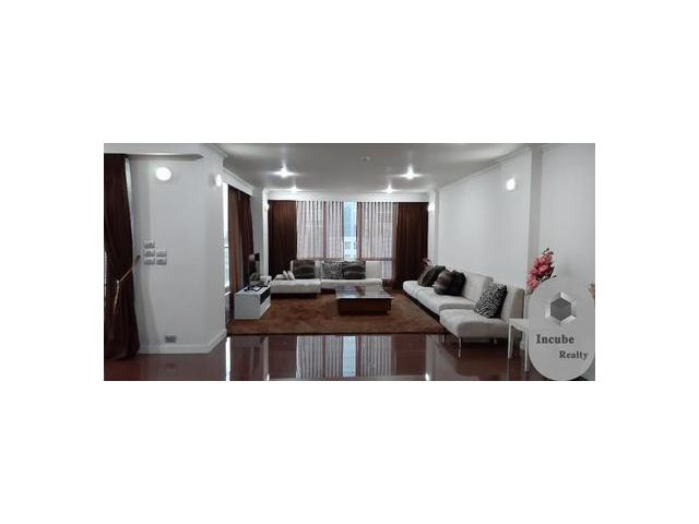 เลอ รัฟฟิเน่ สุขุมวิท 31 3 ห้องนอน