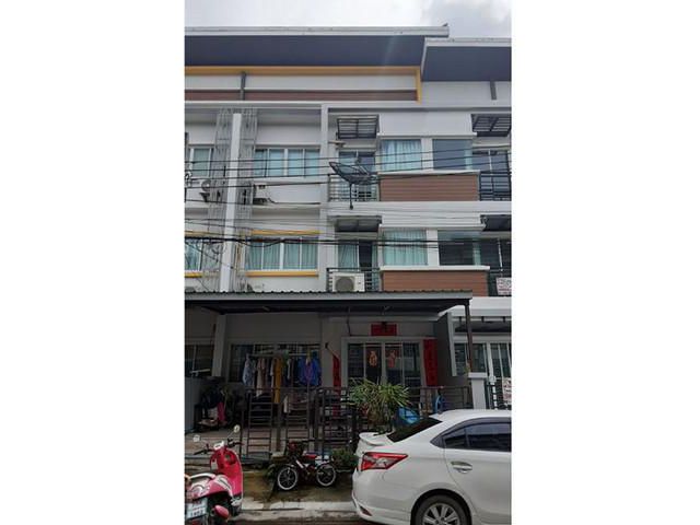 ขายทาวน์เฮ้าส์ 3 ชั้น ม.เดอะทรอป แขวงทับยาว