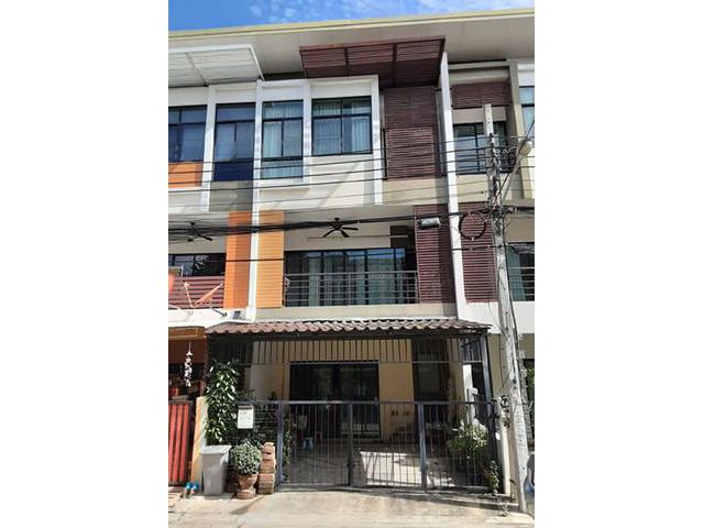 ขายทาวน์โฮม หมู่บ้านซิกเนเจอร์ กัลปพฤกษ์ เขตบางแค