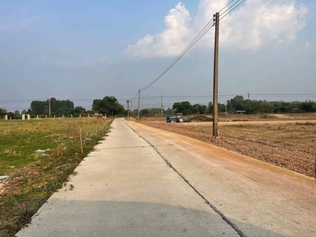 ขายที่ดินจัดสรรบ้านพริก เริ่มต้น 172 ตรว.- 300 ตรว. ถมแล้ว ใกล้ถ.สุวรรณศร 33 - 2.5 กม. อ.บ้านนา จ.นครนายก