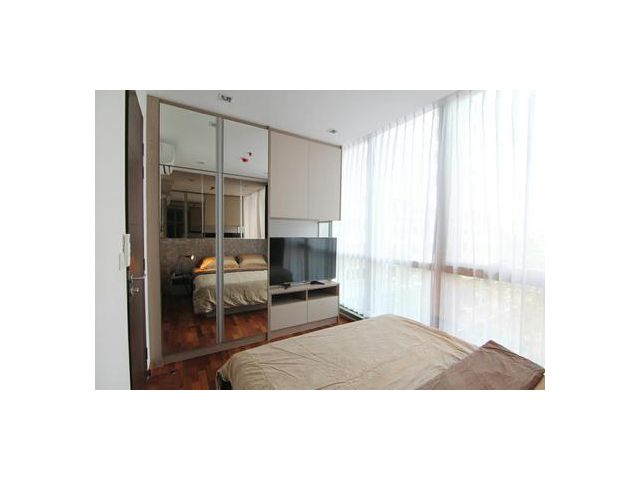 วิช ซิกเนเจอร์ มิดทาวน์ สยาม 1 ห้องนอน