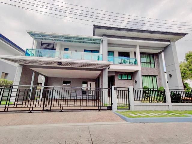 อ่อนนุช 70 วิวสวยให้เช่าบ้านหรูหลังมุม 2ชั้น 389 ตรม. ถ.พัฒนาการ