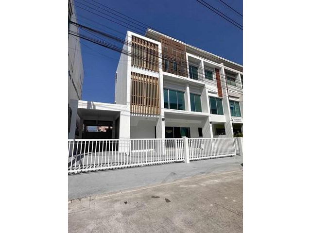 ขาย Home office โครงการ Mindhof ร่มเกล้า ติดถนนใหญ่
