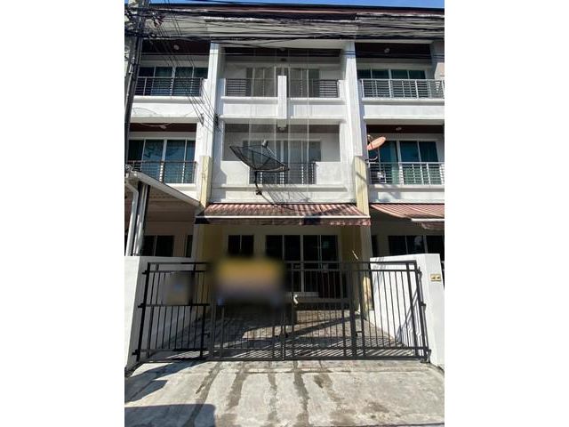 ขายทาวน์โฮม  :  บ้านกลางเมือง ลาดพร้าว 101 กรุงเทพมหานคร