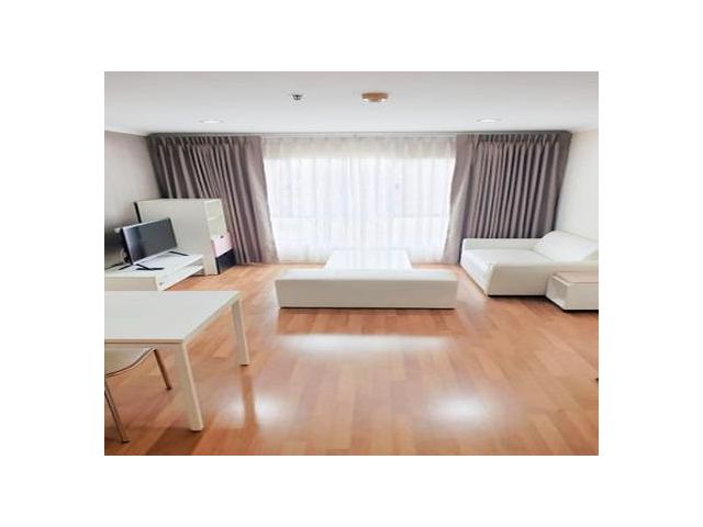 ลุมพินี เพลส รัชโยธิน 2 ห้องนอน