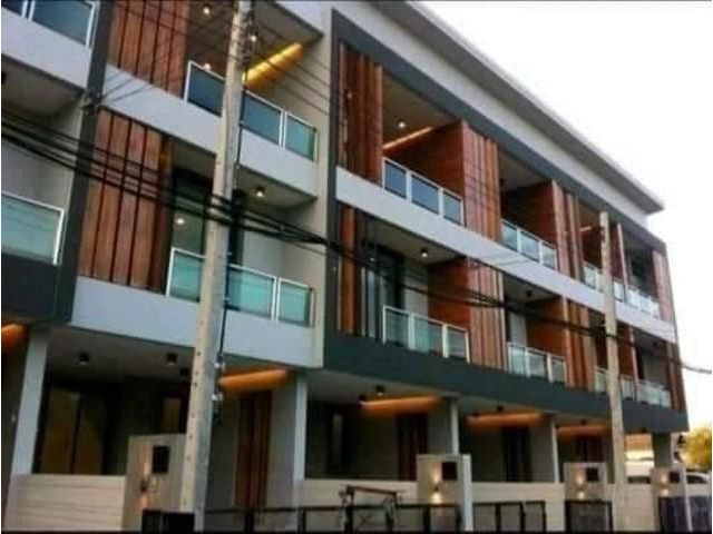 ทาวน์โฮมโครงการ  Block Office  รามอินทรา 39