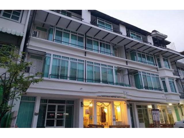ให้เช่าอาคารพาณิชย์4.5ชั้นย่านสุทธิสาร ห้วยขวาง รัชดา