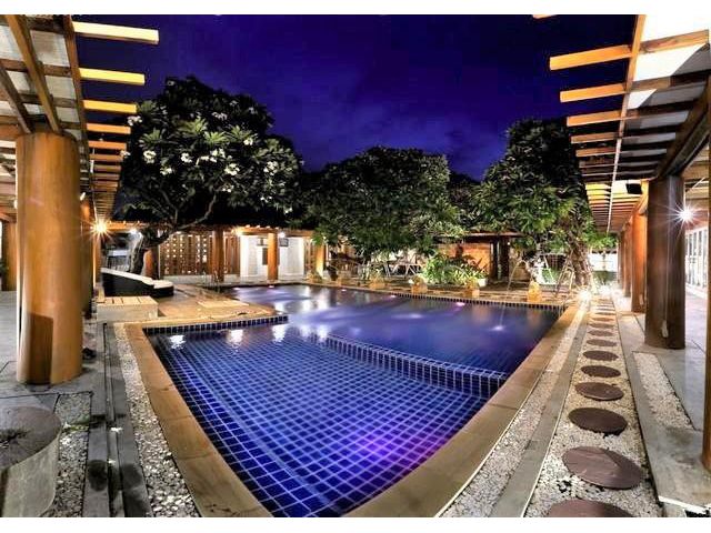ขายบ้านหรูสไตล์รีสอร์ท พื้นที่เกือบ 1 ไร่  โครงการบ้านนวลจันทร์
