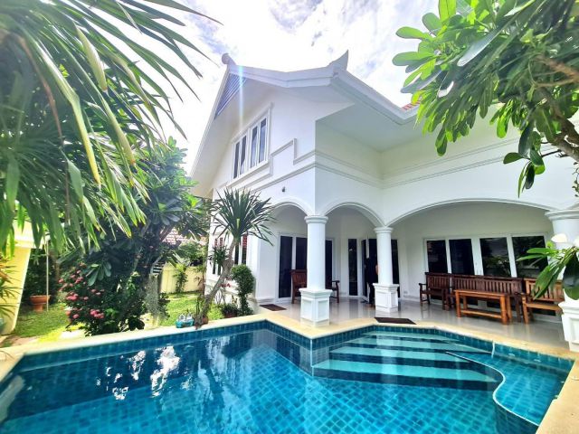 ขายบ้านเดี่ยวพร้อมสระว่ายน้ำส่วนตัว Pool villa ใกล้ทะเลเพียง 400 เมตร  พิกัด นาจอมเทียน ใกล้แหล่งท่องเที่ยว