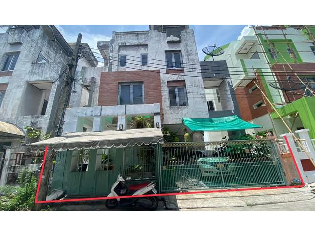 ขายอาคารสำนักงาน 3 ชั้น วังทองหลาง กรุงเทพ